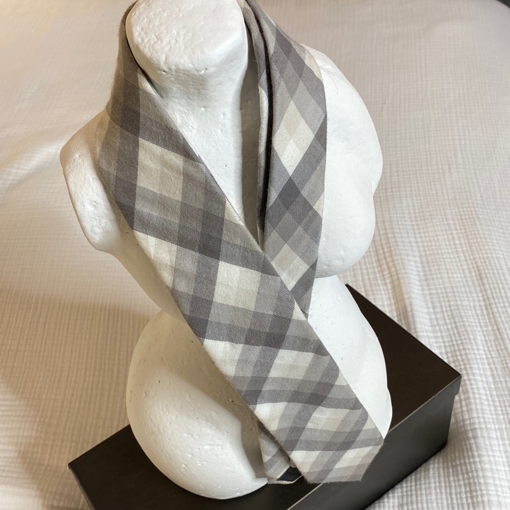 Club Monaco gary and white gingham neck tie NWTA